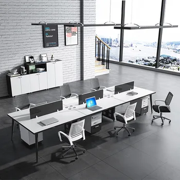 Офисная мебель, сочетание офисного стола и стула, удобный стол для нескольких сотрудников.